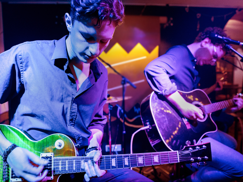 Dads & Grads LTO Ideas - live music